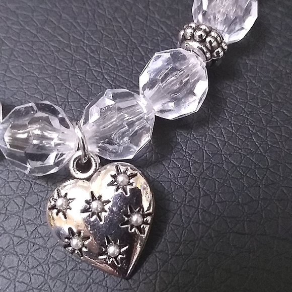 Heart Charmed stretch bracelet - Picture 2 of 5